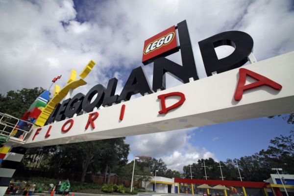 FREE Children s Legoland Ticket With The Purchase Of An Adult Ticket 